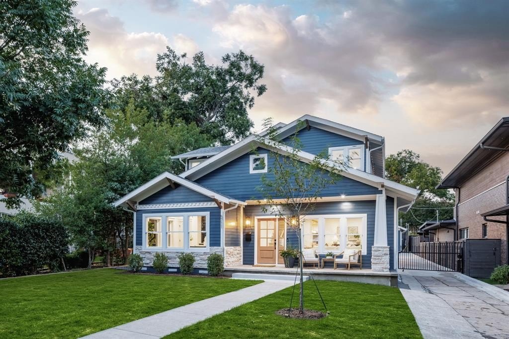 5711 Belmont Avenue, Dallas, TX 75206, 4 Habitaciones Habitaciones , ,3 BañosBaños,Residential,En Venta,5711 Belmont Avenue,0,21016800
