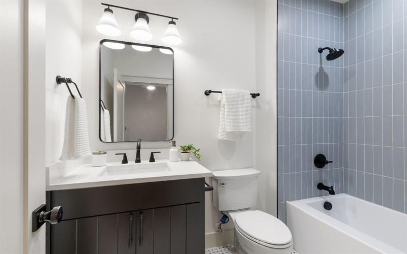 5711 Belmont Avenue, Dallas, TX 75206, 4 Habitaciones Habitaciones , ,3 BañosBaños,Residential,En Venta,5711 Belmont Avenue,0,21016800
