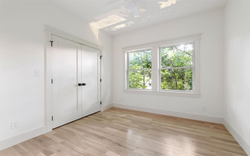 5711 Belmont Avenue, Dallas, TX 75206, 4 Habitaciones Habitaciones , ,3 BañosBaños,Residential,En Venta,5711 Belmont Avenue,0,21016800