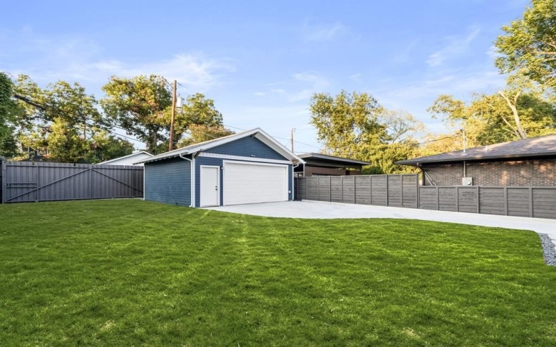 5711 Belmont Avenue, Dallas, TX 75206, 4 Habitaciones Habitaciones , ,3 BañosBaños,Residential,En Venta,5711 Belmont Avenue,0,21016800