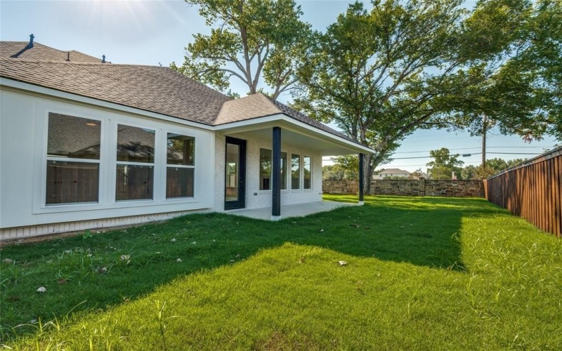 99 Kay Lane, Westworth Village, TX 76114, 5 Bedrooms Bedrooms, ,5 BathroomsBathrooms,Residential,For Sale,99 Kay Lane,0,21046358