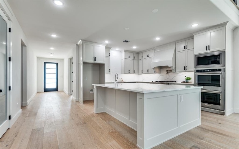 99 Kay Lane, Westworth Village, TX 76114, 5 Bedrooms Bedrooms, ,5 BathroomsBathrooms,Residential,For Sale,99 Kay Lane,0,21046358