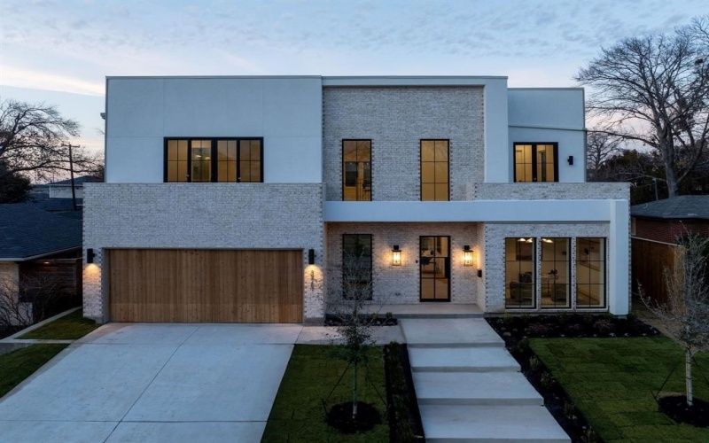3761 Seguin Drive, Dallas, TX 75220, 5 Bedrooms Bedrooms, ,6 BathroomsBathrooms,Residential,For Sale,3761 Seguin Drive,0,21048322
