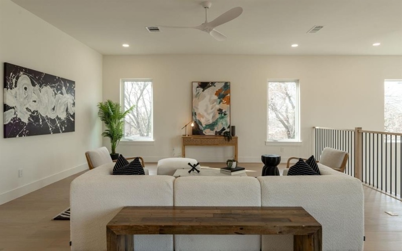 3761 Seguin Drive, Dallas, TX 75220, 5 Bedrooms Bedrooms, ,6 BathroomsBathrooms,Residential,For Sale,3761 Seguin Drive,0,21048322