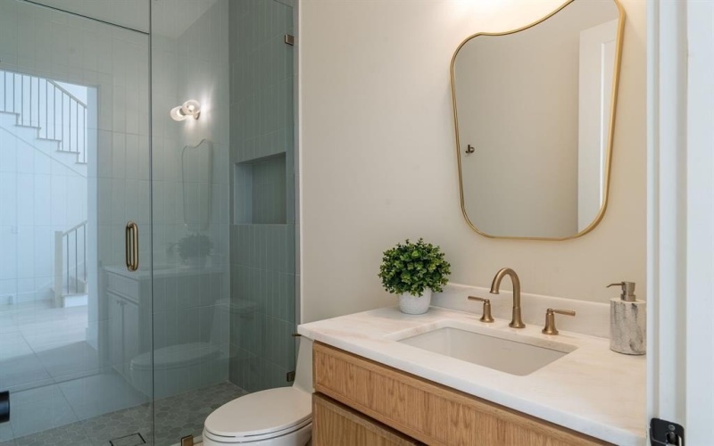 3761 Seguin Drive, Dallas, TX 75220, 5 Bedrooms Bedrooms, ,6 BathroomsBathrooms,Residential,For Sale,3761 Seguin Drive,0,21048322