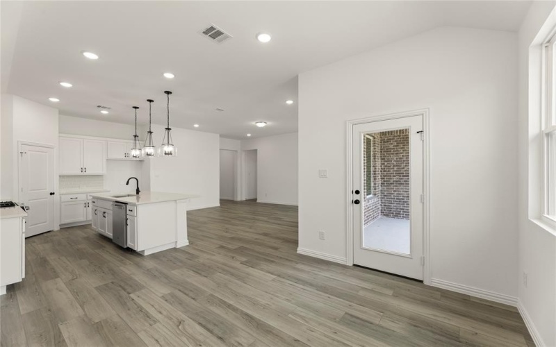 729 Waterhouse Lake Drive, Anna, TX 75409, 4 Habitaciones Habitaciones , ,2 BañosBaños,Residential,En Venta,729 Waterhouse Lake Drive,0,21052161