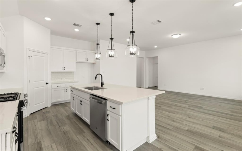 729 Waterhouse Lake Drive, Anna, TX 75409, 4 Habitaciones Habitaciones , ,2 BañosBaños,Residential,En Venta,729 Waterhouse Lake Drive,0,21052161