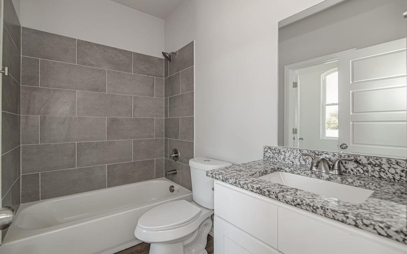 303 Eastland Street, Cleburne, TX 76031, 6 Bedrooms Bedrooms, ,5 BathroomsBathrooms,Residential Multi Family,For Sale,303 Eastland Street,0,21052239