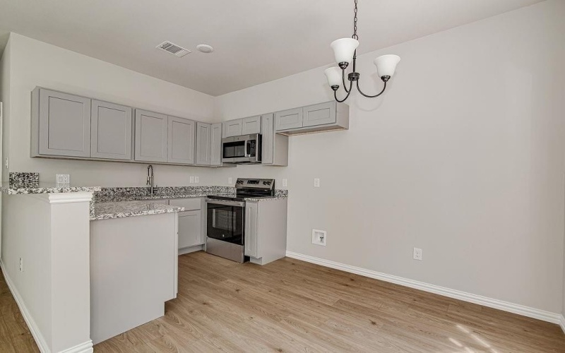 303 Eastland Street, Cleburne, TX 76031, 6 Bedrooms Bedrooms, ,5 BathroomsBathrooms,Residential Multi Family,For Sale,303 Eastland Street,0,21052239
