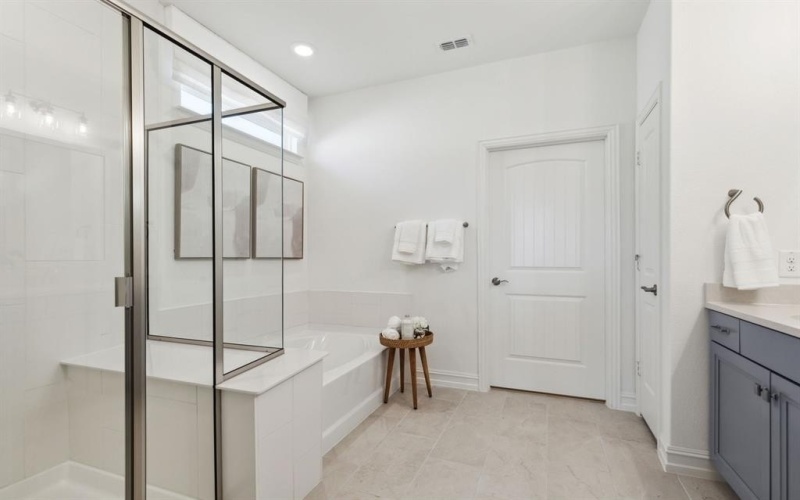 221 Cloverdale Lane, McKinney, TX 75071, 2 Bedrooms Bedrooms, ,2 BathroomsBathrooms,Residential,For Sale,221 Cloverdale Lane,0,21052262