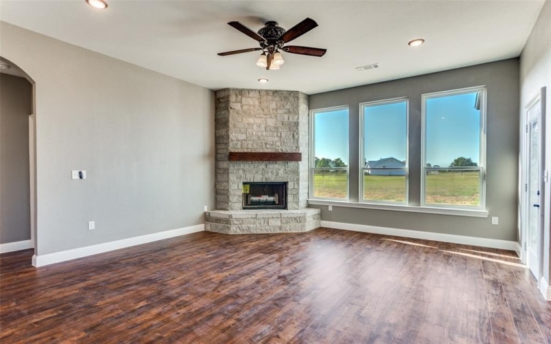 4609 County Road 206, Grandview, TX 76050, 4 Bedrooms Bedrooms, ,3 BathroomsBathrooms,Residential,For Sale,4609 County Road 206,0,21051525