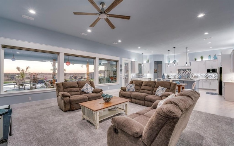 10405 Singleton Road, Midlothian, TX 76065, 3 Bedrooms Bedrooms, ,2 BathroomsBathrooms,Residential,For Sale,10405 Singleton Road,0,21051964
