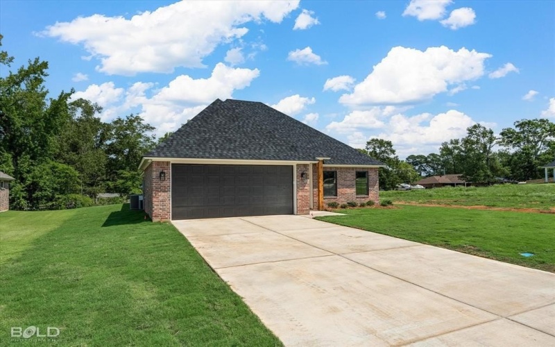 5862 Northwood Oaks, Shreveport, LA 71107, 4 Bedrooms Bedrooms, ,2 BathroomsBathrooms,Residential,For Sale,5862 Northwood Oaks,0,21051685