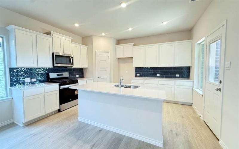 10421 Deposit Drive, Aubrey, TX 76227, 4 Bedrooms Bedrooms, ,2 BathroomsBathrooms,Residential,For Sale,10421 Deposit Drive,0,21051970