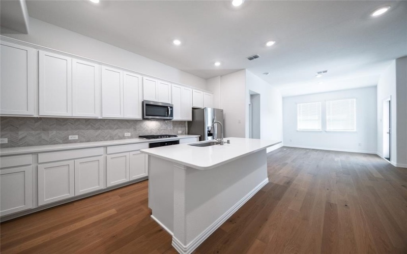 1609 Etosha Drive, Royse City, TX 75189, 4 Bedrooms Bedrooms, ,2 BathroomsBathrooms,Residential,For Sale,1609 Etosha Drive,0,21052311