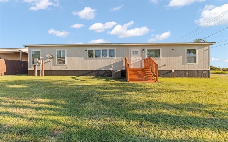 1401 Old Bridge Road, Cleburne, TX 76033, 3 Habitaciones Habitaciones , ,3 BañosBaños,Residential,En Venta,1401 Old Bridge Road,0,21052728