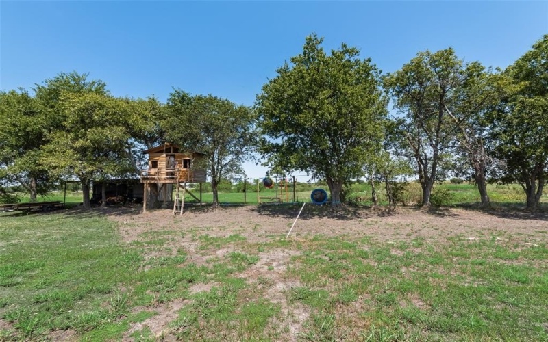 12880 Pruett Road, Krum, TX 76249, 4 Bedrooms Bedrooms, ,3 BathroomsBathrooms,Residential,For Sale,12880 Pruett Road,0,21052732