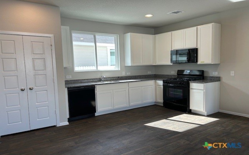 3035 Winding Creek Road, Kyle, TX 78640, 3 Habitaciones Habitaciones , ,2 BañosBaños,Residential,En Venta,3035 Winding Creek Road,0,581286