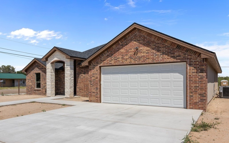 600 S Leon, Monahans, TX 79756, 4 Bedrooms Bedrooms, ,2 BathroomsBathrooms,Residential,For Sale,600 S Leon,0,162848
