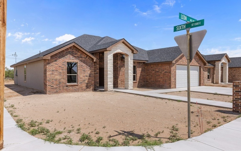 600 S Leon, Monahans, TX 79756, 4 Bedrooms Bedrooms, ,2 BathroomsBathrooms,Residential,For Sale,600 S Leon,0,162848