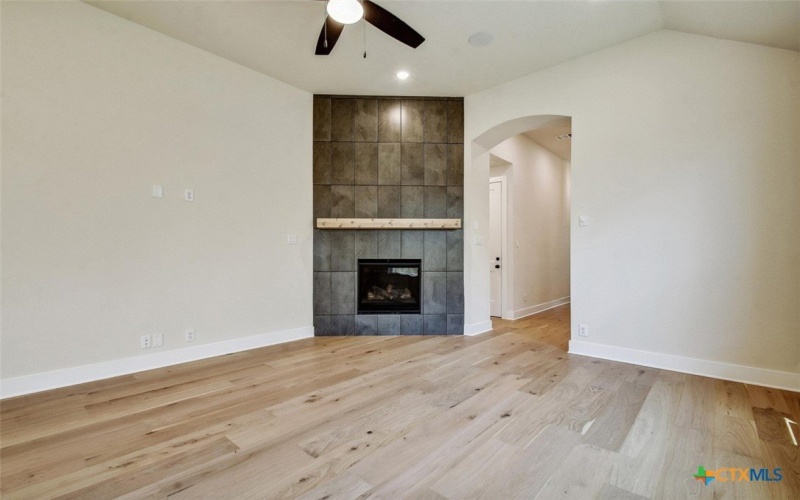 917 Easy Gruene, New Braunfels, TX 78130, 3 Bedrooms Bedrooms, ,2 BathroomsBathrooms,Residential,For Sale,917 Easy Gruene,0,570978