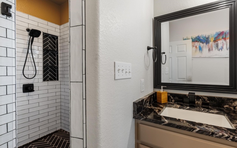 1633 Aztec Trail, Kingsland, TX 78639, 3 Bedrooms Bedrooms, ,2 BathroomsBathrooms,Residential,For Sale,1633 Aztec Trail,0,172933