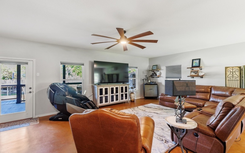 1633 Aztec Trail, Kingsland, TX 78639, 3 Bedrooms Bedrooms, ,2 BathroomsBathrooms,Residential,For Sale,1633 Aztec Trail,0,172933