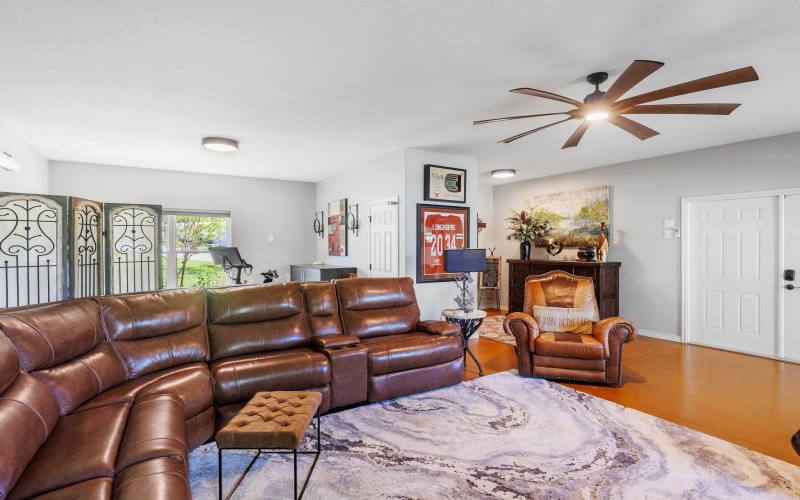 1633 Aztec Trail, Kingsland, TX 78639, 3 Bedrooms Bedrooms, ,2 BathroomsBathrooms,Residential,For Sale,1633 Aztec Trail,0,172933