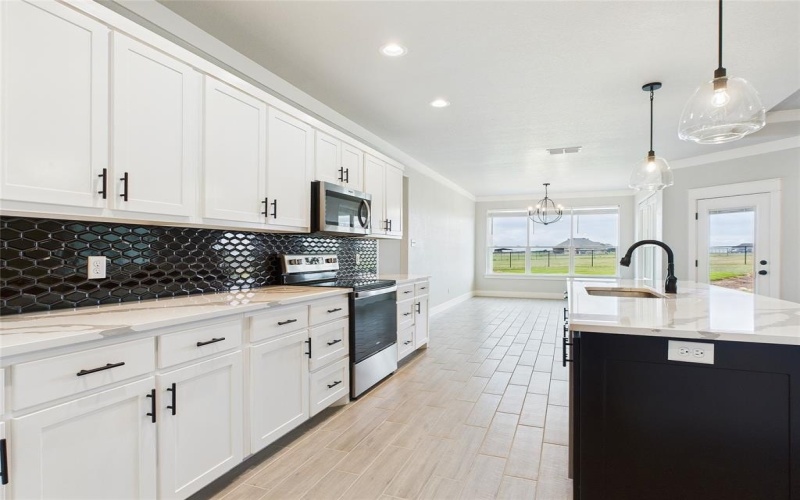 4020 Windy Point Ranch Road, Cresson, TX 76035, 4 Bedrooms Bedrooms, ,2 BathroomsBathrooms,Residential,For Sale,4020 Windy Point Ranch Road,0,21052053