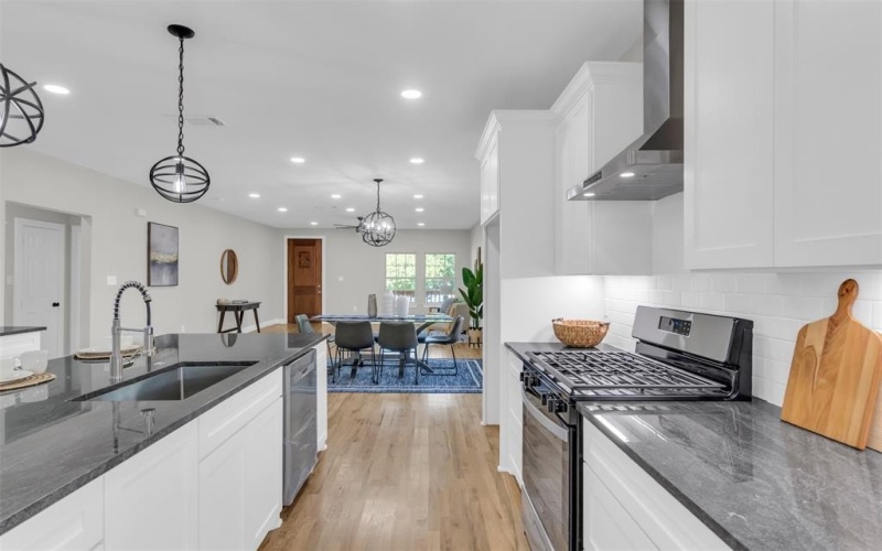 202 S Oak Cliff Boulevard, Dallas, TX 75208, 3 Habitaciones Habitaciones , ,2 BañosBaños,Residential,En Venta,202 S Oak Cliff Boulevard,0,21045201