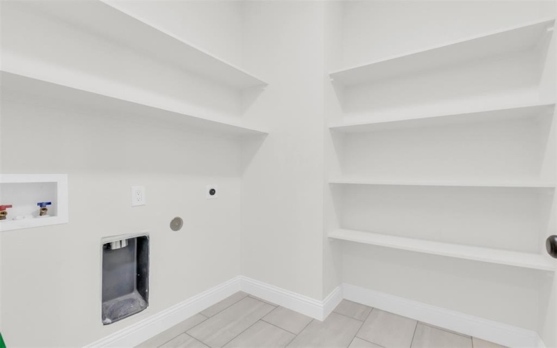 202 S Oak Cliff Boulevard, Dallas, TX 75208, 3 Habitaciones Habitaciones , ,2 BañosBaños,Residential,En Venta,202 S Oak Cliff Boulevard,0,21045201