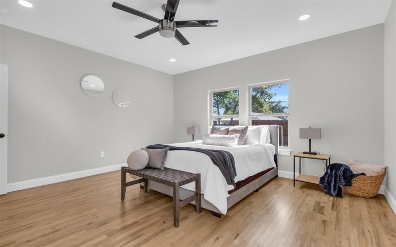 202 S Oak Cliff Boulevard, Dallas, TX 75208, 3 Habitaciones Habitaciones , ,2 BañosBaños,Residential,En Venta,202 S Oak Cliff Boulevard,0,21045201