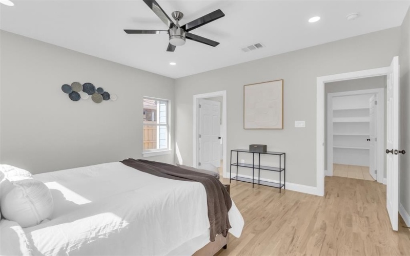202 S Oak Cliff Boulevard, Dallas, TX 75208, 3 Habitaciones Habitaciones , ,2 BañosBaños,Residential,En Venta,202 S Oak Cliff Boulevard,0,21045201