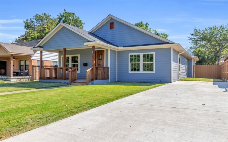 202 S Oak Cliff Boulevard, Dallas, TX 75208, 3 Habitaciones Habitaciones , ,2 BañosBaños,Residential,En Venta,202 S Oak Cliff Boulevard,0,21045201
