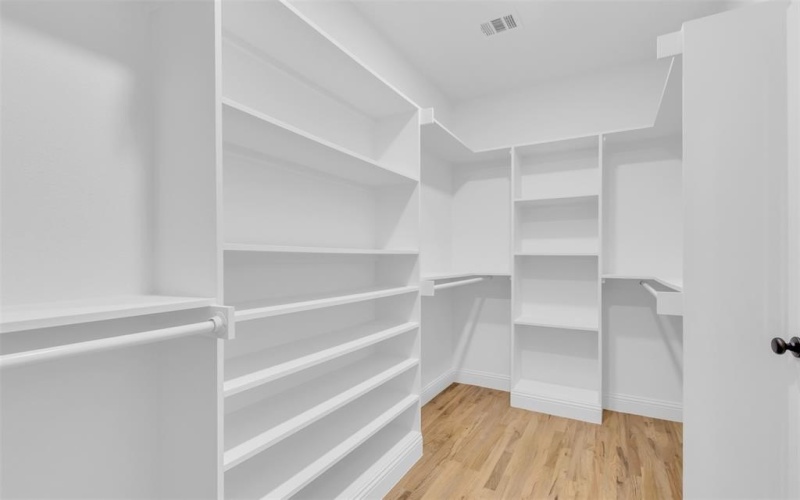 202 S Oak Cliff Boulevard, Dallas, TX 75208, 3 Habitaciones Habitaciones , ,2 BañosBaños,Residential,En Venta,202 S Oak Cliff Boulevard,0,21045201