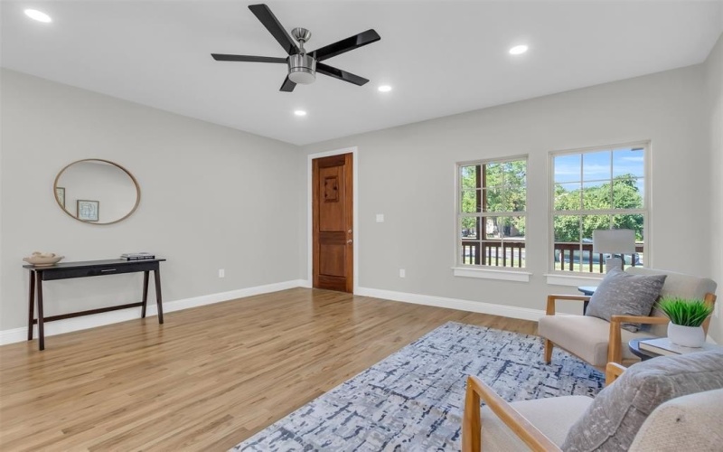 202 S Oak Cliff Boulevard, Dallas, TX 75208, 3 Habitaciones Habitaciones , ,2 BañosBaños,Residential,En Venta,202 S Oak Cliff Boulevard,0,21045201