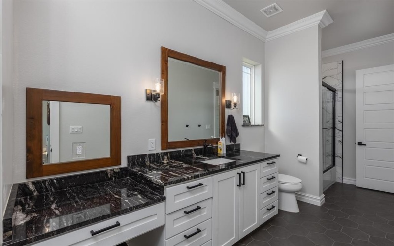 5420 Orchard Road, Bowie, TX 76230, 3 Bedrooms Bedrooms, ,2 BathroomsBathrooms,Residential,For Sale,5420 Orchard Road,0,21050728