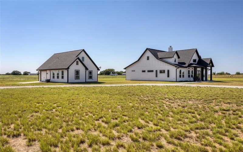5420 Orchard Road, Bowie, TX 76230, 3 Bedrooms Bedrooms, ,2 BathroomsBathrooms,Residential,For Sale,5420 Orchard Road,0,21050728