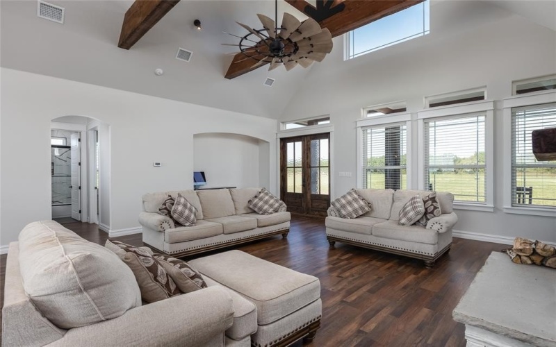 5420 Orchard Road, Bowie, TX 76230, 3 Bedrooms Bedrooms, ,2 BathroomsBathrooms,Residential,For Sale,5420 Orchard Road,0,21050728