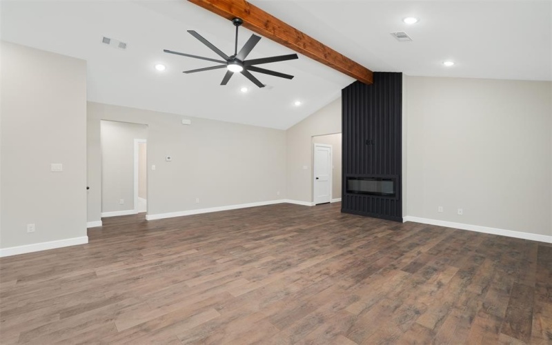 9219 Dale Lane Court, White Settlement, TX 76108, 4 Habitaciones Habitaciones , ,2 BañosBaños,Residential,En Venta,9219 Dale Lane Court,0,21051526