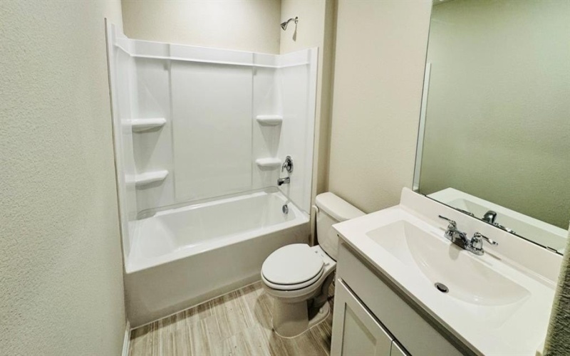 532 MARSH Street, Cleburne, TX 76033, 3 Habitaciones Habitaciones , ,2 BañosBaños,Residential,En Venta,532 MARSH Street,0,21051937