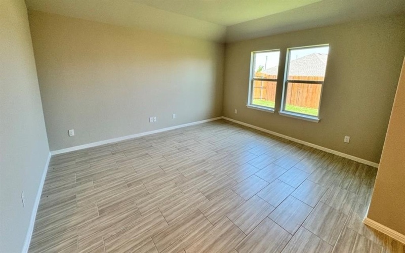 560 CRESTRIDGE Drive N, Cleburne, TX 76033, 3 Habitaciones Habitaciones , ,2 BañosBaños,Residential,En Venta,560 CRESTRIDGE Drive N,0,21051975