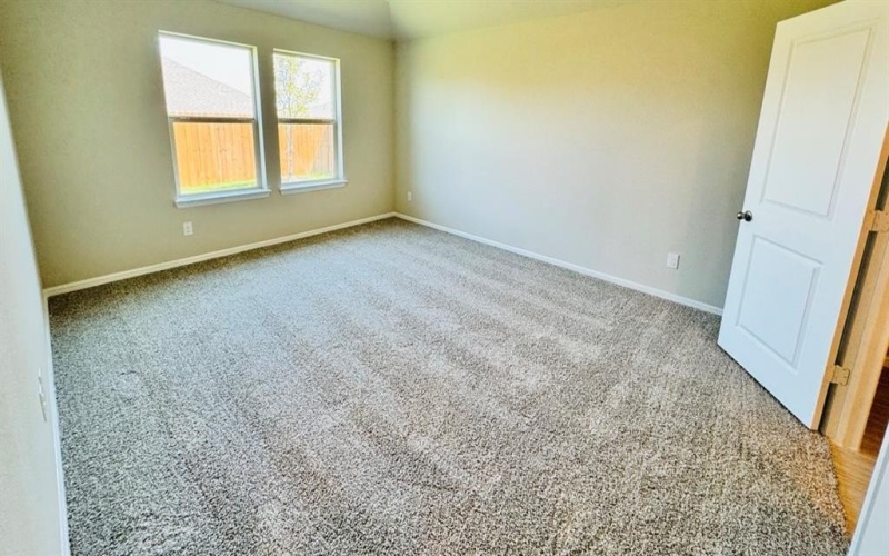 560 CRESTRIDGE Drive N, Cleburne, TX 76033, 3 Habitaciones Habitaciones , ,2 BañosBaños,Residential,En Venta,560 CRESTRIDGE Drive N,0,21051975