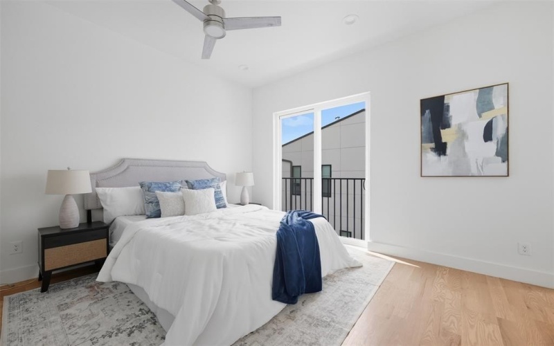 4517 Munger Avenue #101, Dallas, TX 75204, 2 Habitaciones Habitaciones , ,2 BañosBaños,Residential,En Venta,4517 Munger Avenue,0,21052942