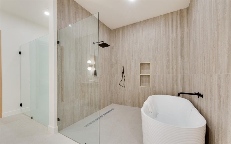 3821 Beechwood Lane, Dallas, TX 75220, 5 Habitaciones Habitaciones , ,6 BañosBaños,Residential,En Venta,3821 Beechwood Lane,0,21053112