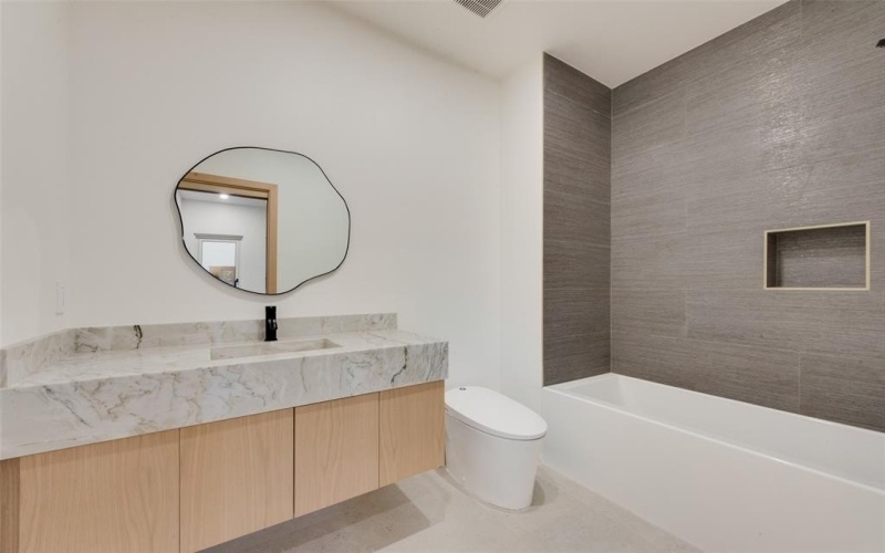 3821 Beechwood Lane, Dallas, TX 75220, 5 Habitaciones Habitaciones , ,6 BañosBaños,Residential,En Venta,3821 Beechwood Lane,0,21053112