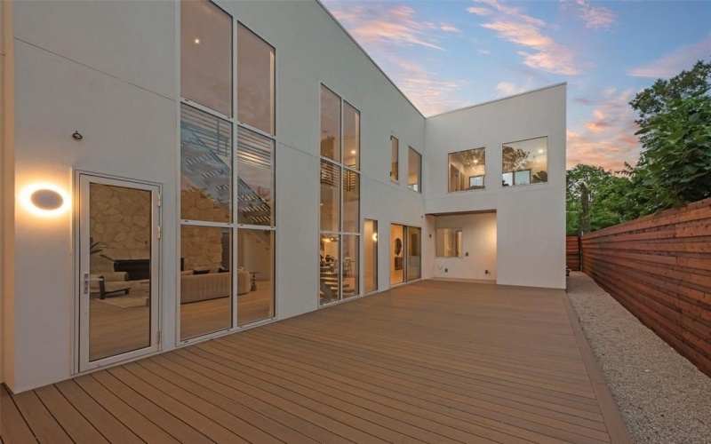 3821 Beechwood Lane, Dallas, TX 75220, 5 Habitaciones Habitaciones , ,6 BañosBaños,Residential,En Venta,3821 Beechwood Lane,0,21053112