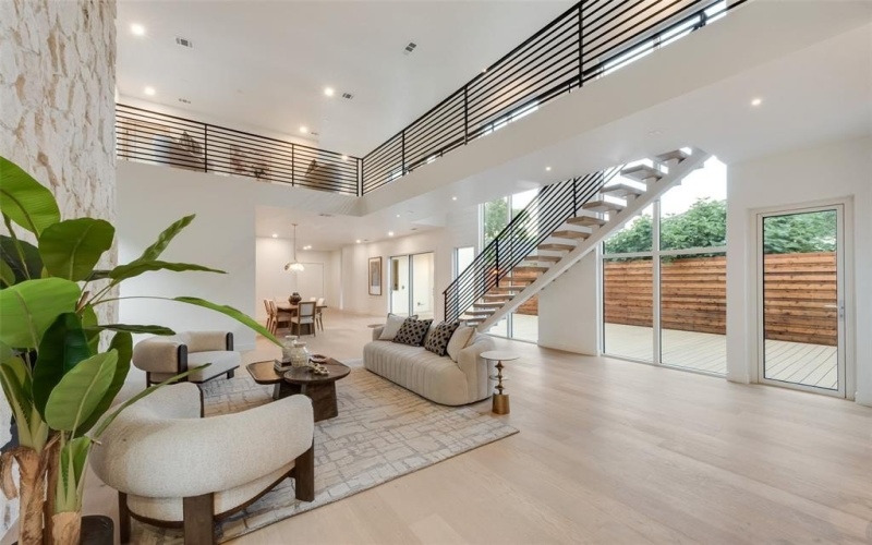 3821 Beechwood Lane, Dallas, TX 75220, 5 Habitaciones Habitaciones , ,6 BañosBaños,Residential,En Venta,3821 Beechwood Lane,0,21053112