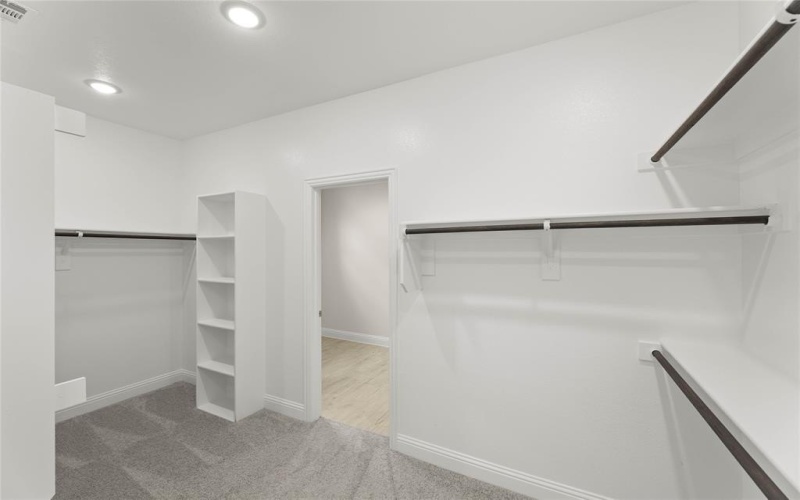 1111 Worthington Drive, Justin, TX 76247, 4 Bedrooms Bedrooms, ,3 BathroomsBathrooms,Residential,For Sale,1111 Worthington Drive,0,21053118