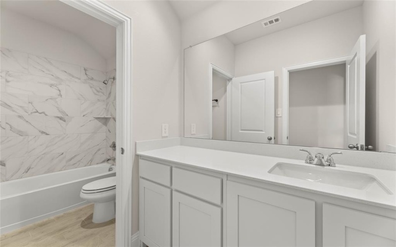 1111 Worthington Drive, Justin, TX 76247, 4 Bedrooms Bedrooms, ,3 BathroomsBathrooms,Residential,For Sale,1111 Worthington Drive,0,21053118